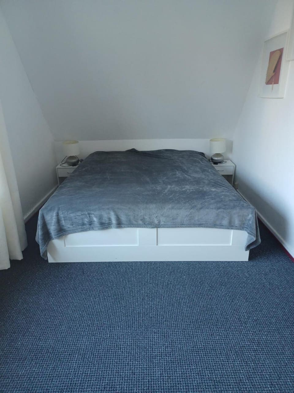 Bed, Photo of the whole room