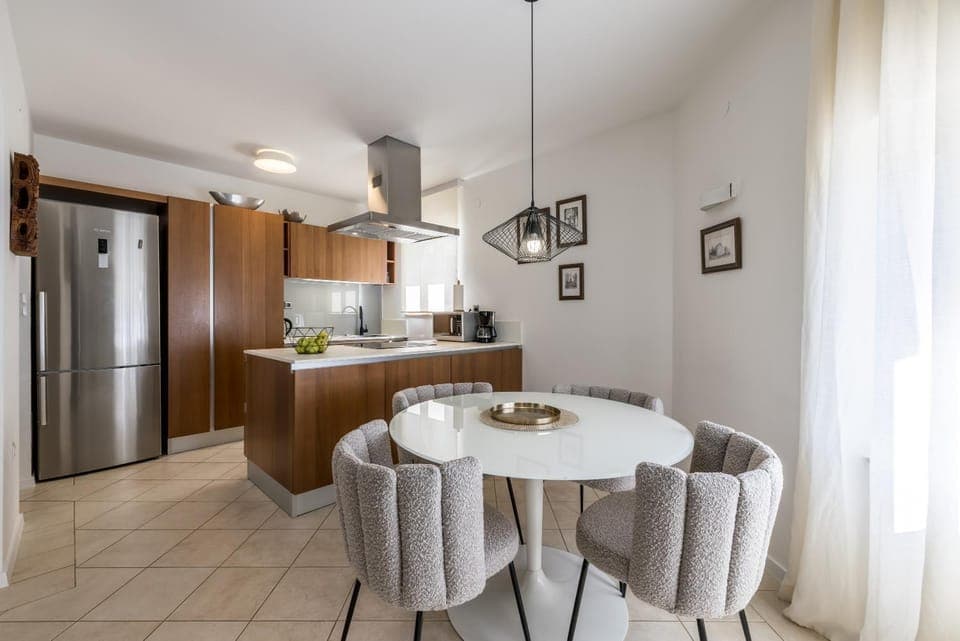 Kitchen or kitchenette, oven, stove