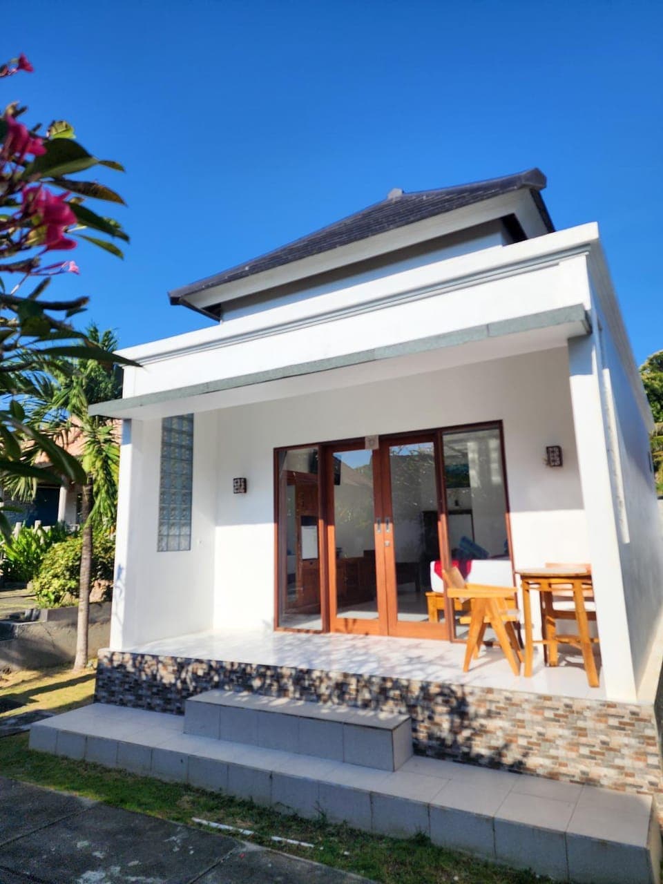 Property building, Day