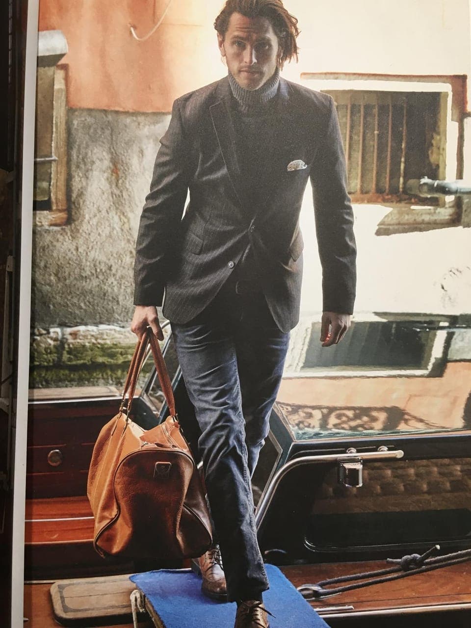 Property building, Facade/entrance, Day, Other, Other, Decorative detail, On site, Guests, group of guests