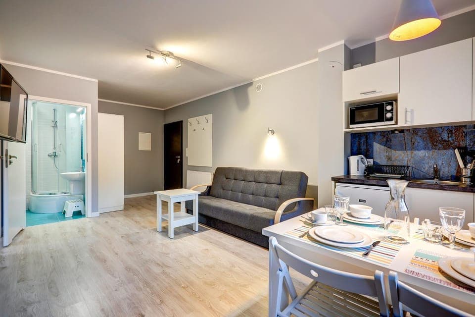 Kitchen or kitchenette, Living room