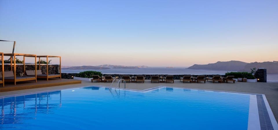 Natural landscape, Pool view, sunbed