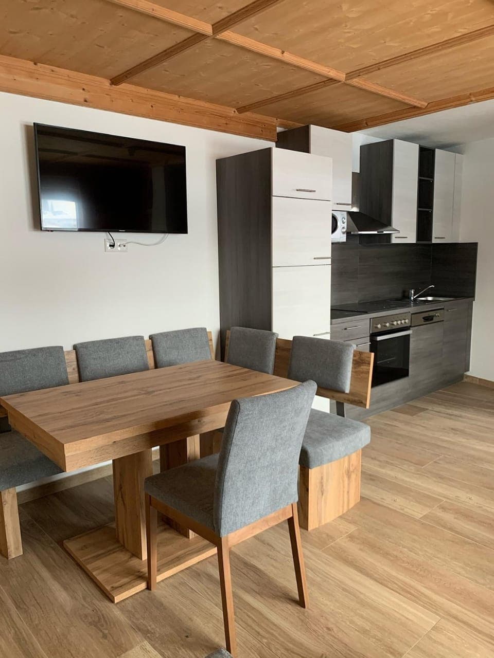 Kitchen or kitchenette, Living room, Dining area