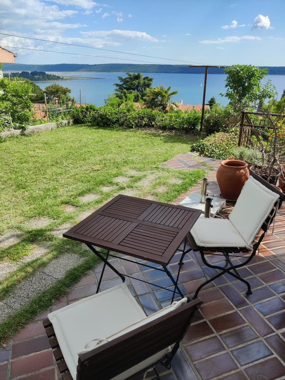Seating area, Sea view