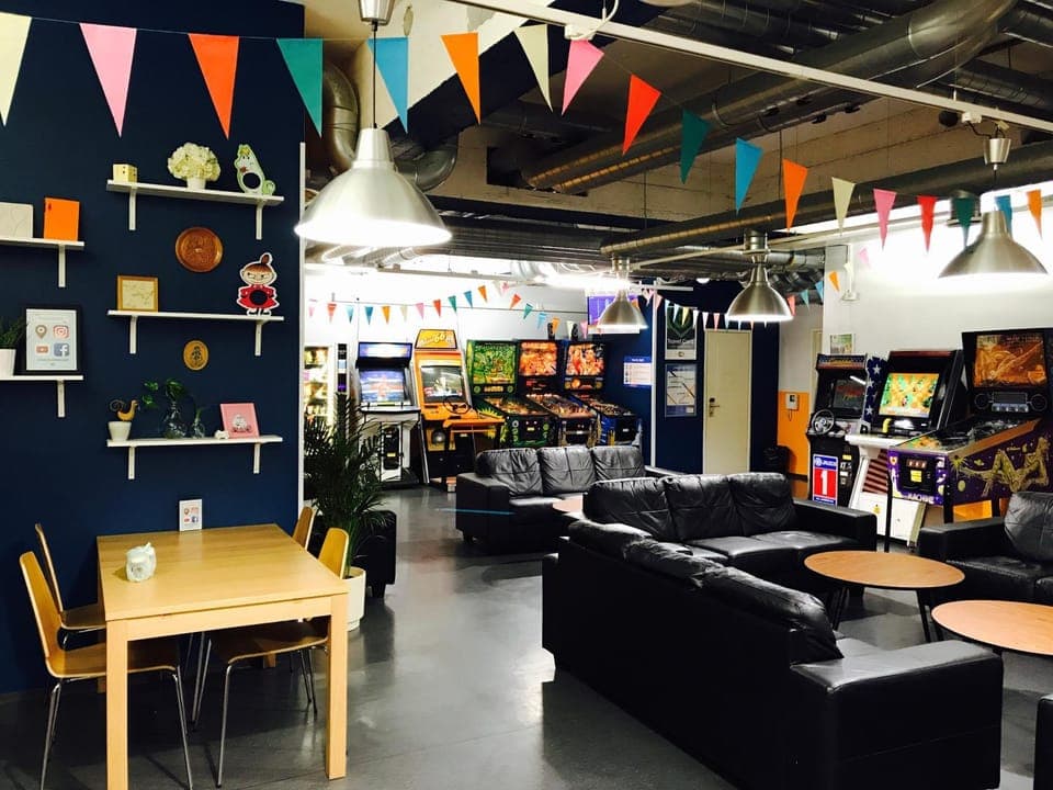 Communal lounge/ TV room, Game Room, Decorative detail, Evening entertainment