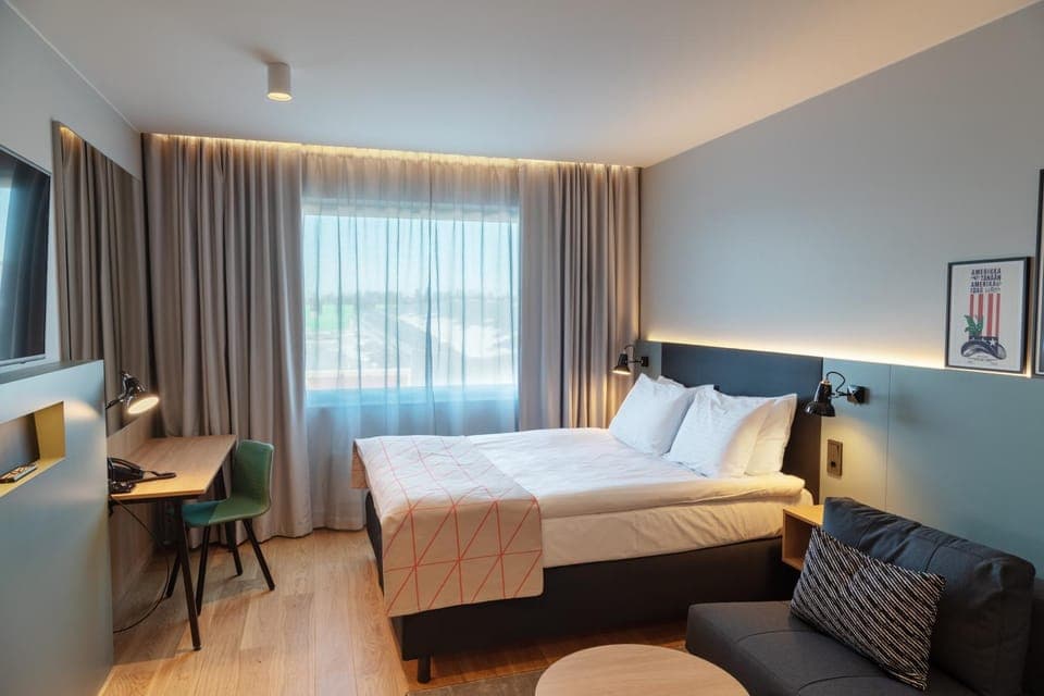 Bed, Photo of the whole room, Bedroom, hair dresser