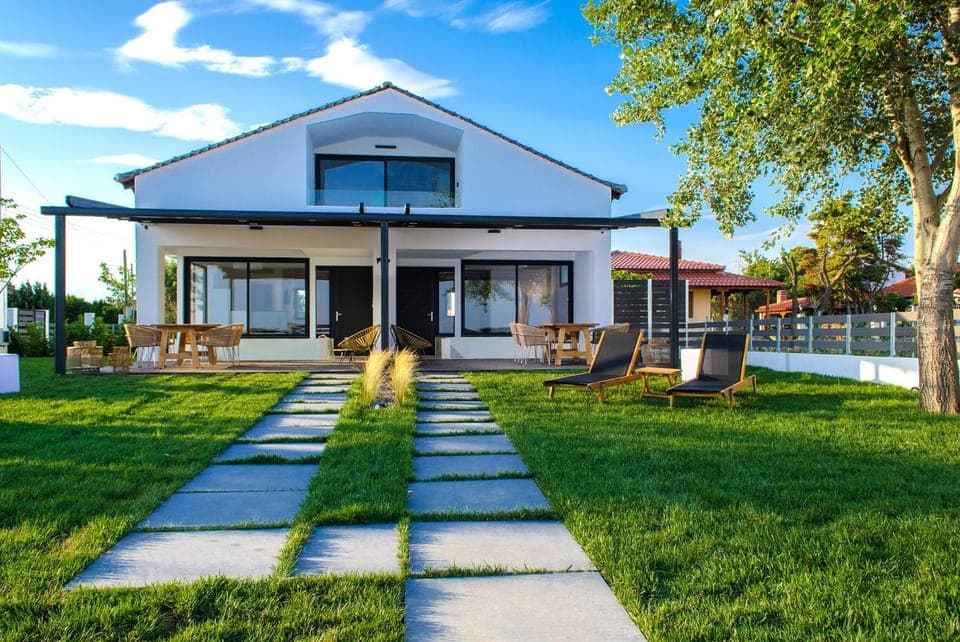 Property building, Garden