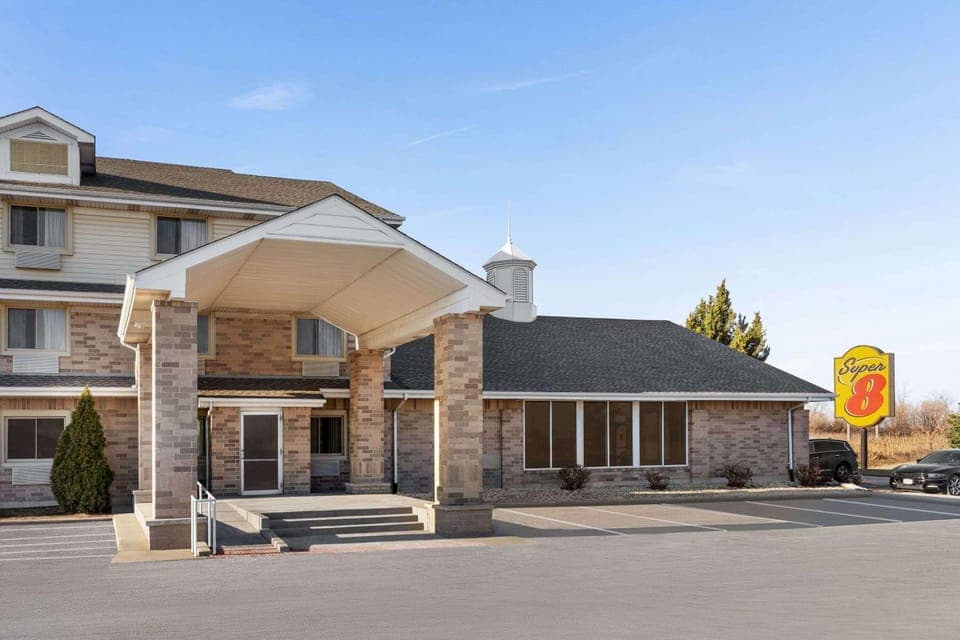 Property building, On site