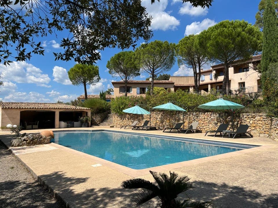 Property building, Garden view, Pool view, sunbed