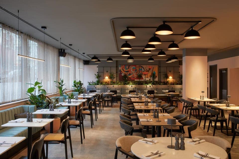 Restaurant/places to eat, Restaurant/places to eat