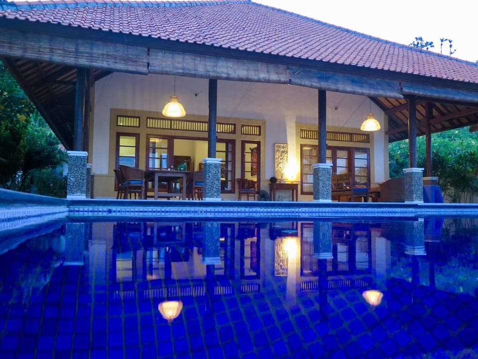 Property building, Pool view