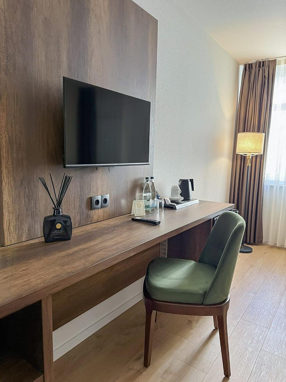 Photo of the whole room