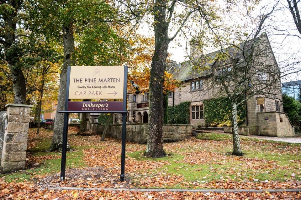 Property building, Facade/entrance