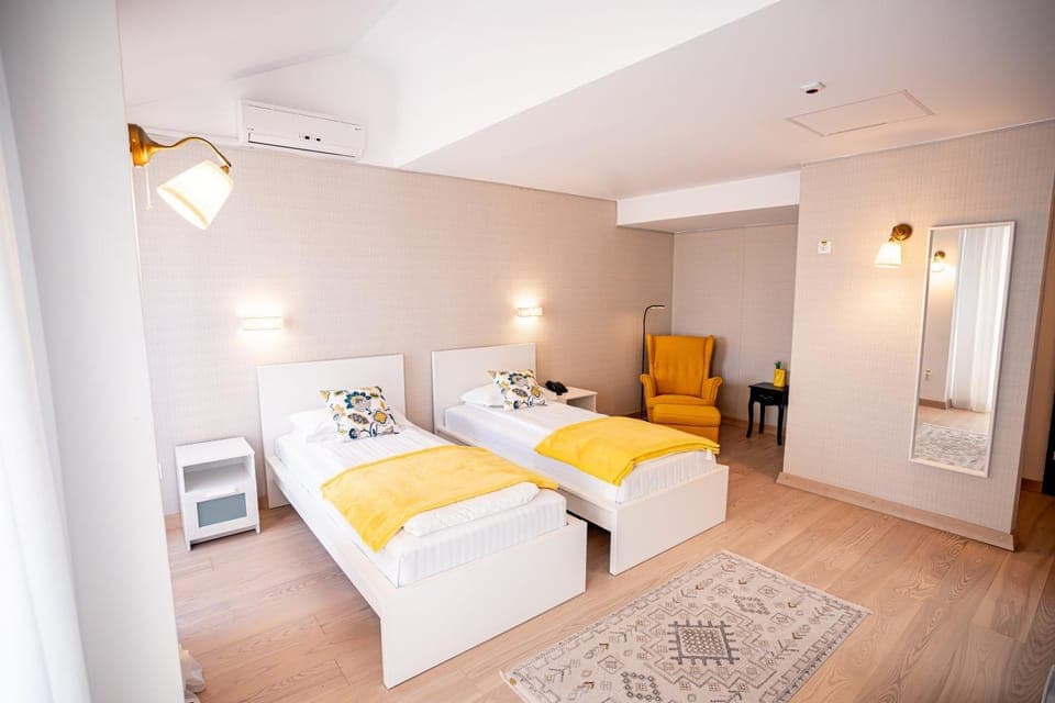 Photo of the whole room