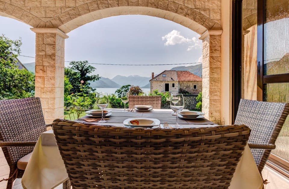 Summer, Garden, Garden, Balcony/Terrace, Dining area, Beach, Beach, Garden view, Sea view