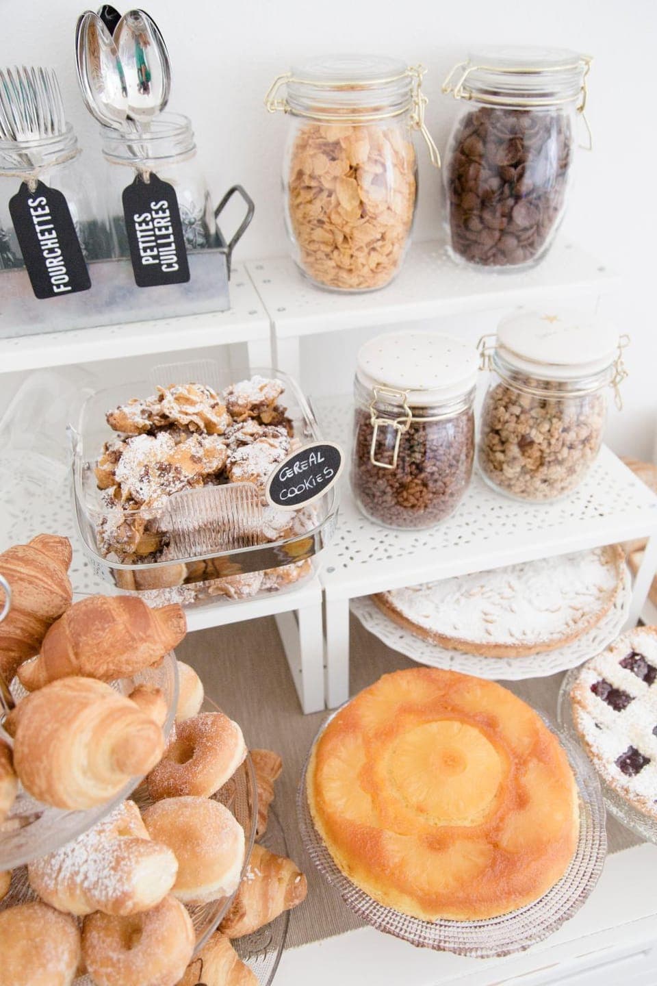 Breakfast, Buffet breakfast