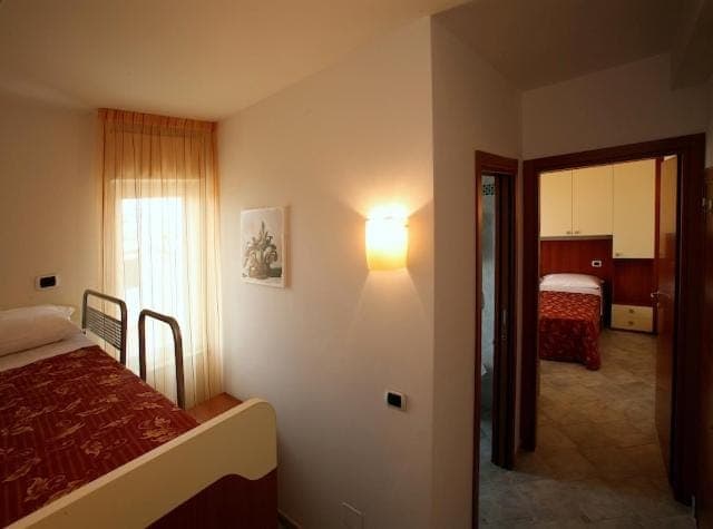 Bed, Photo of the whole room, Bedroom, bunk bed