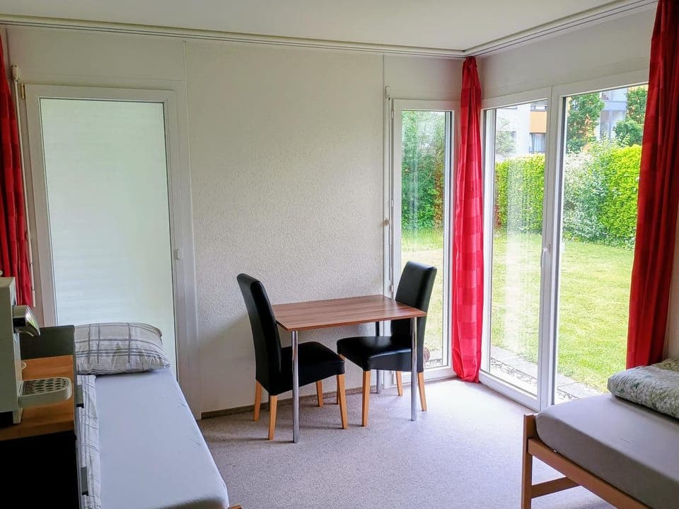 Bedroom, Garden view