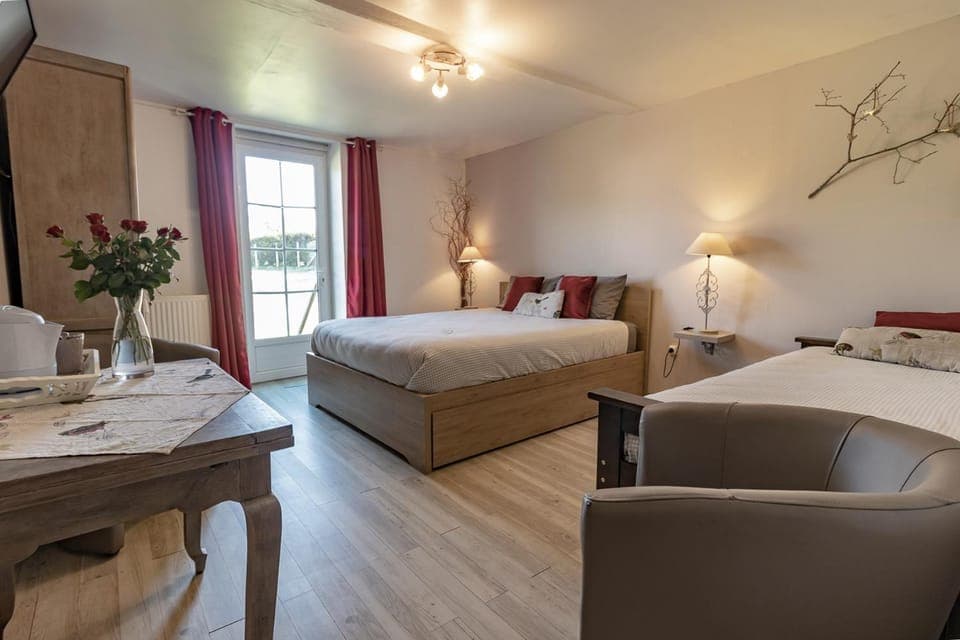 Photo of the whole room