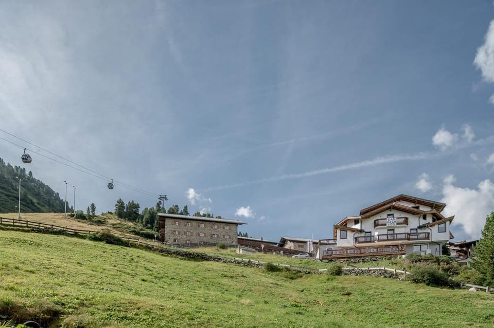 Facade/entrance, Summer