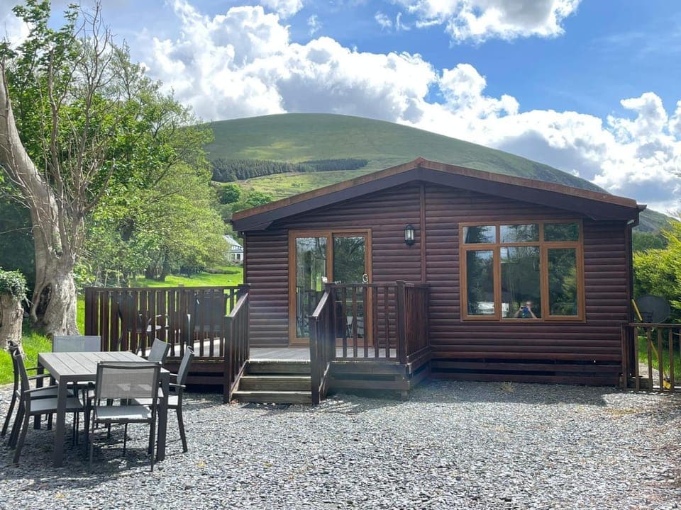 Property building, View (from property/room)