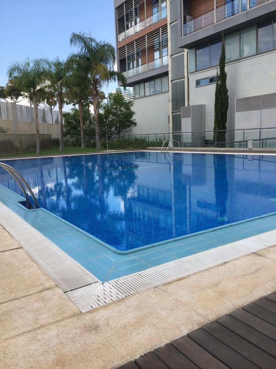 Swimming pool, Swimming pool
