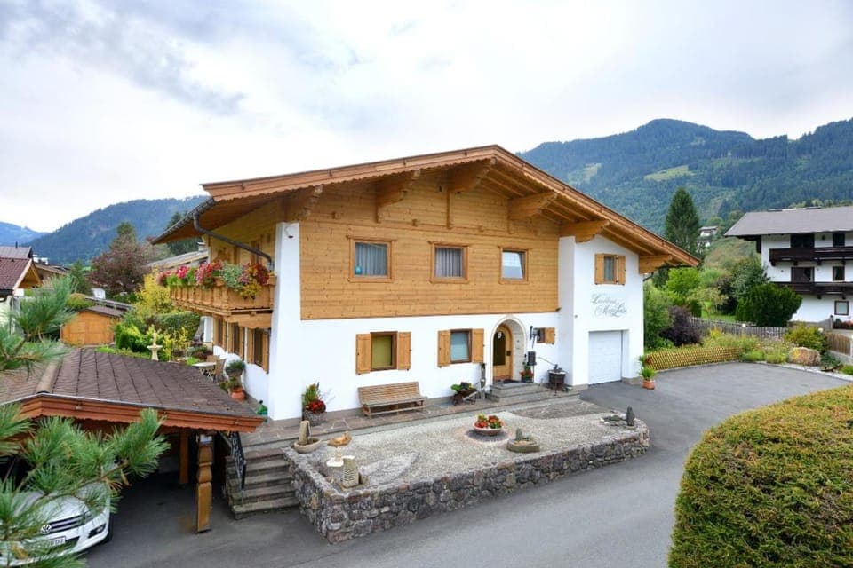 Neighbourhood, Mountain view