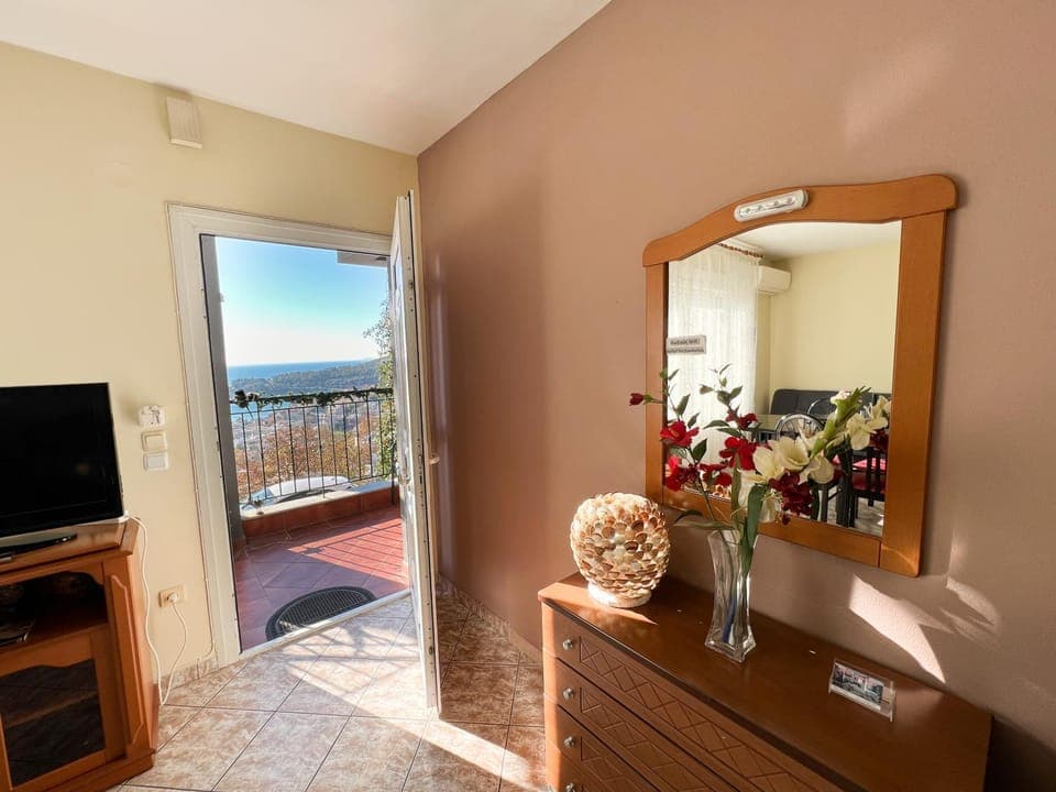 Natural landscape, TV and multimedia, View (from property/room), Balcony/Terrace