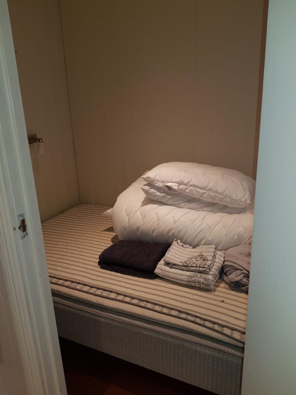 Apartment near the airport with ocean view Apartment in Tromso