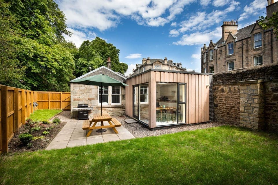 Property building, Patio, Garden