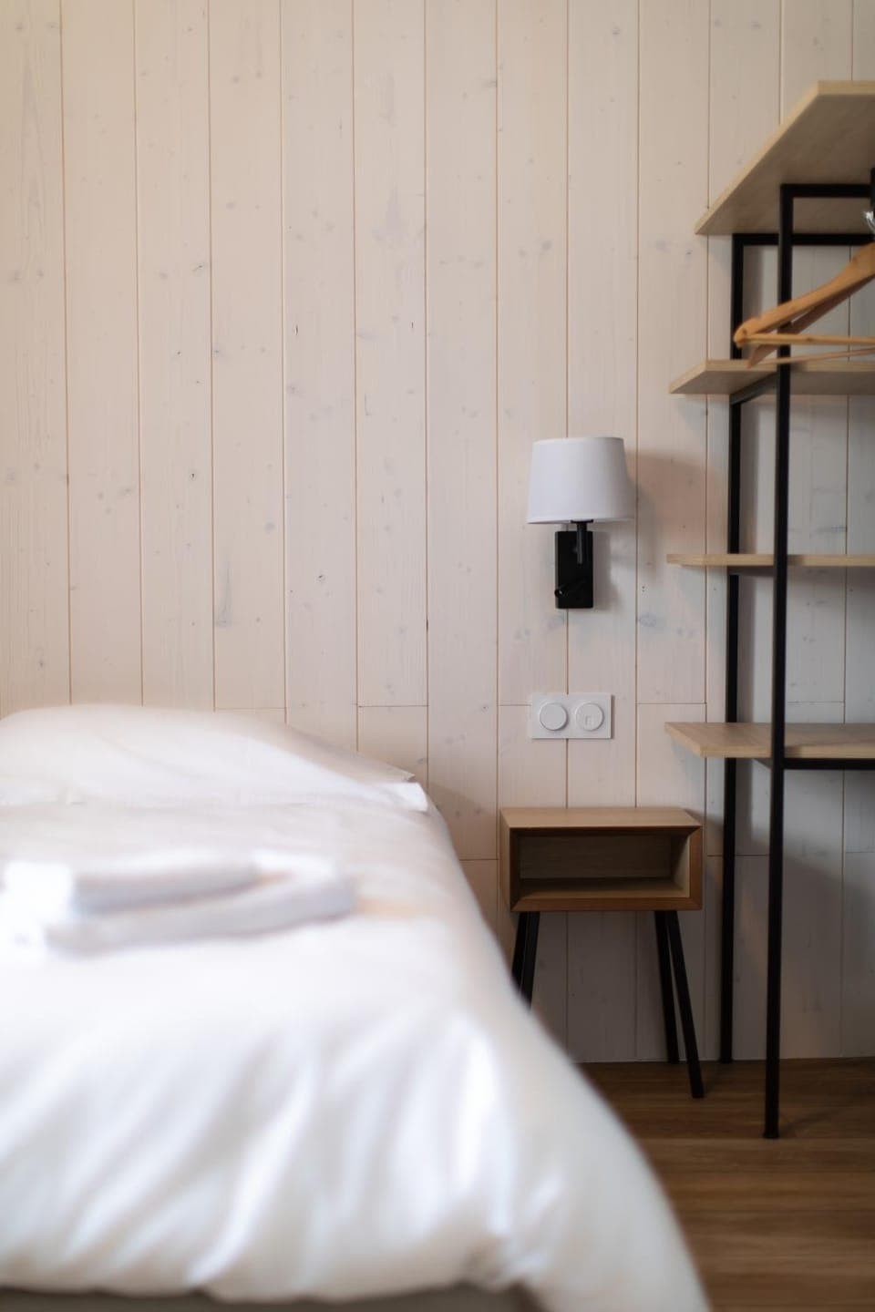 Bed, Photo of the whole room, Bedroom, hair dresser