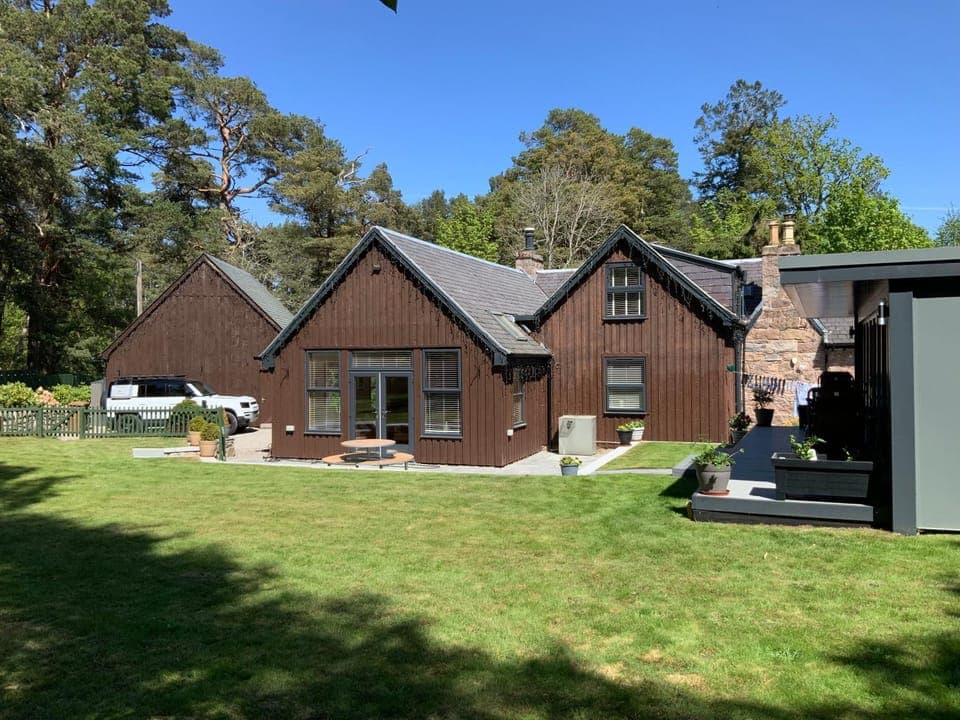 Property building, Natural landscape, Garden