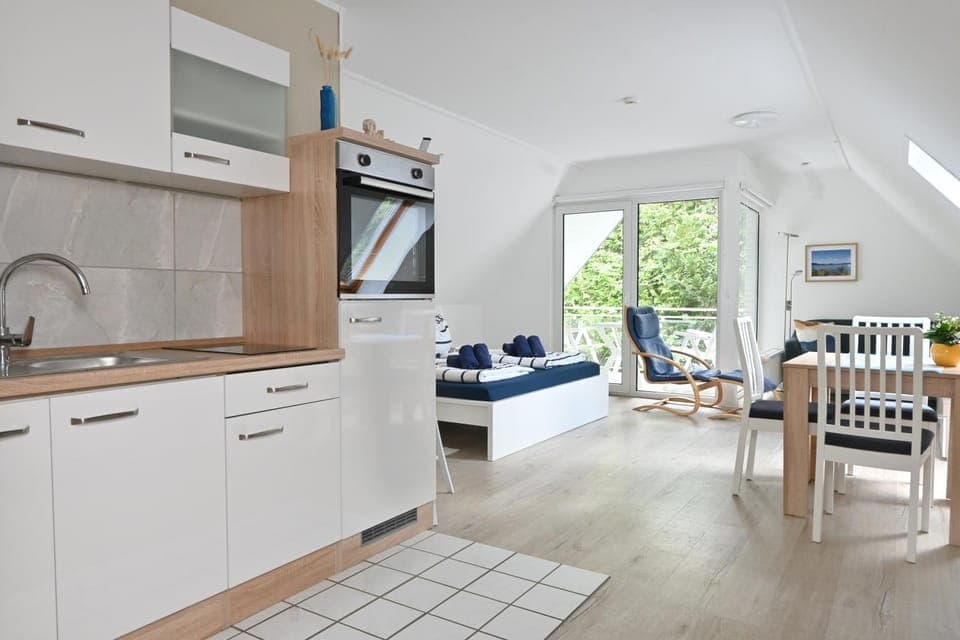 Living room, Food, kitchen