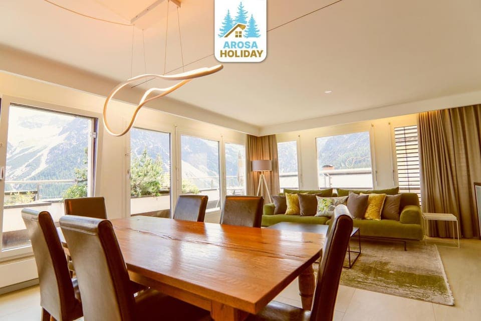 Living room, Mountain view