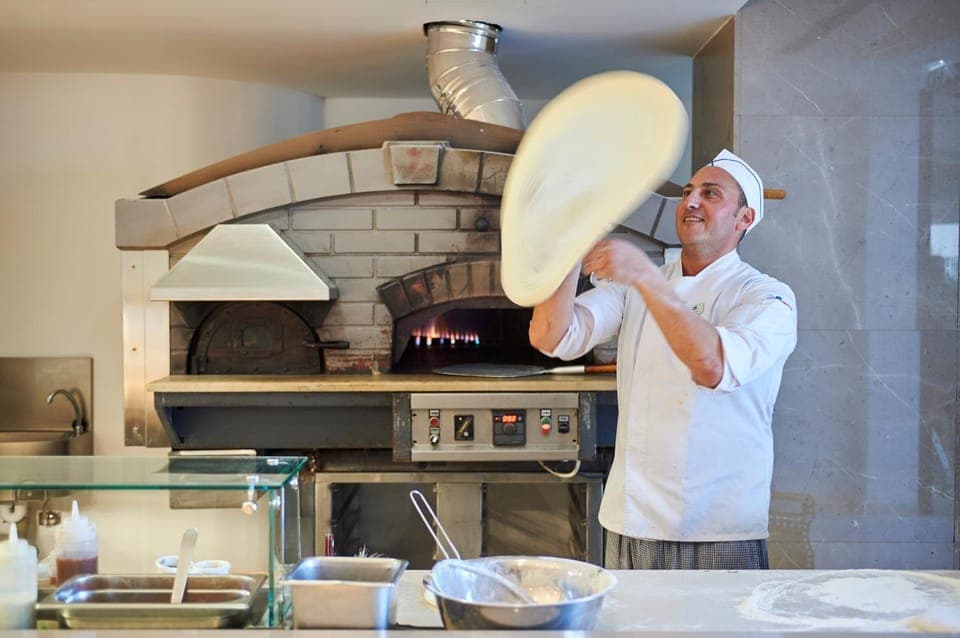 Restaurant/places to eat, Food