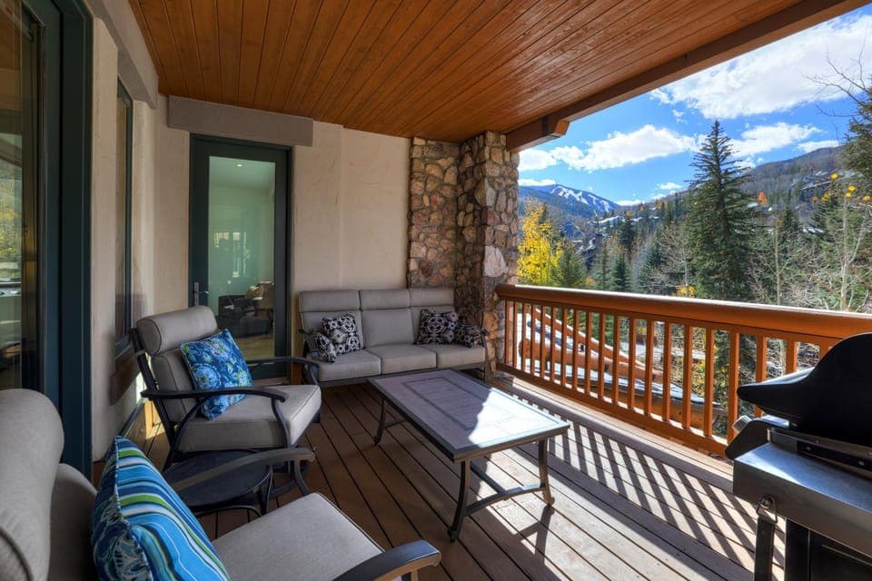 Ski-in Ski-out 3BR 3,5BA Forest Mountain Views, Sleeps 8 Apartment in Beaver Creek