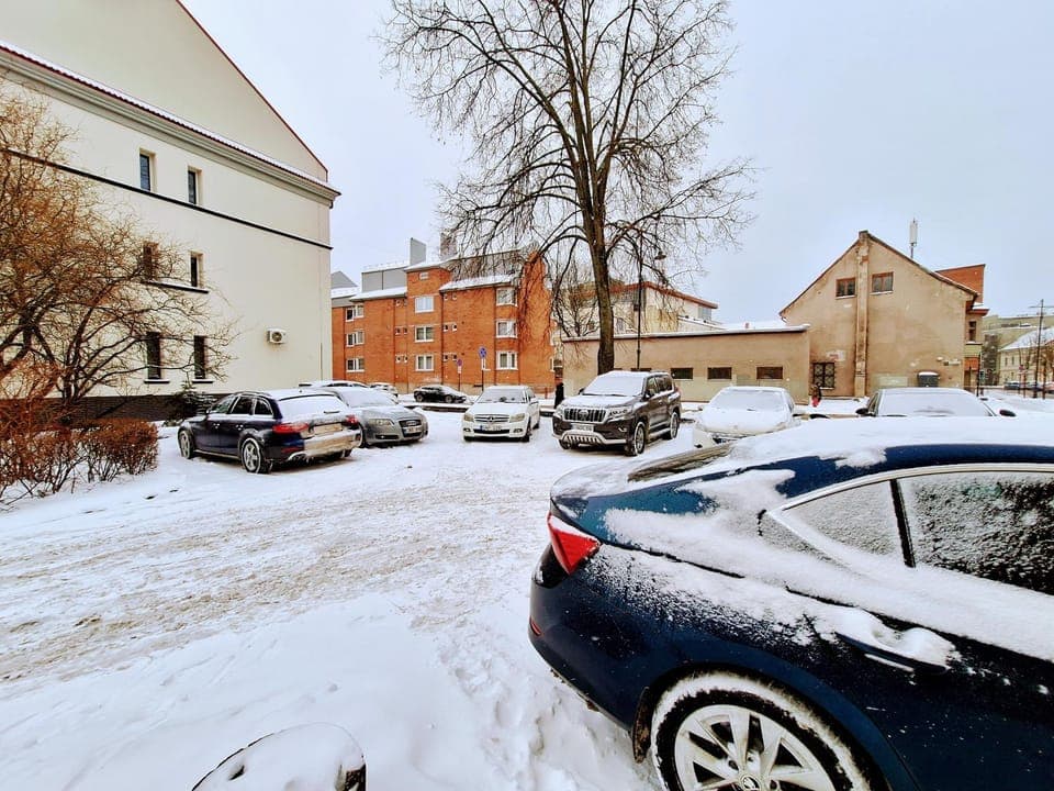 Day, Neighbourhood, Winter, Other, On site, Parking