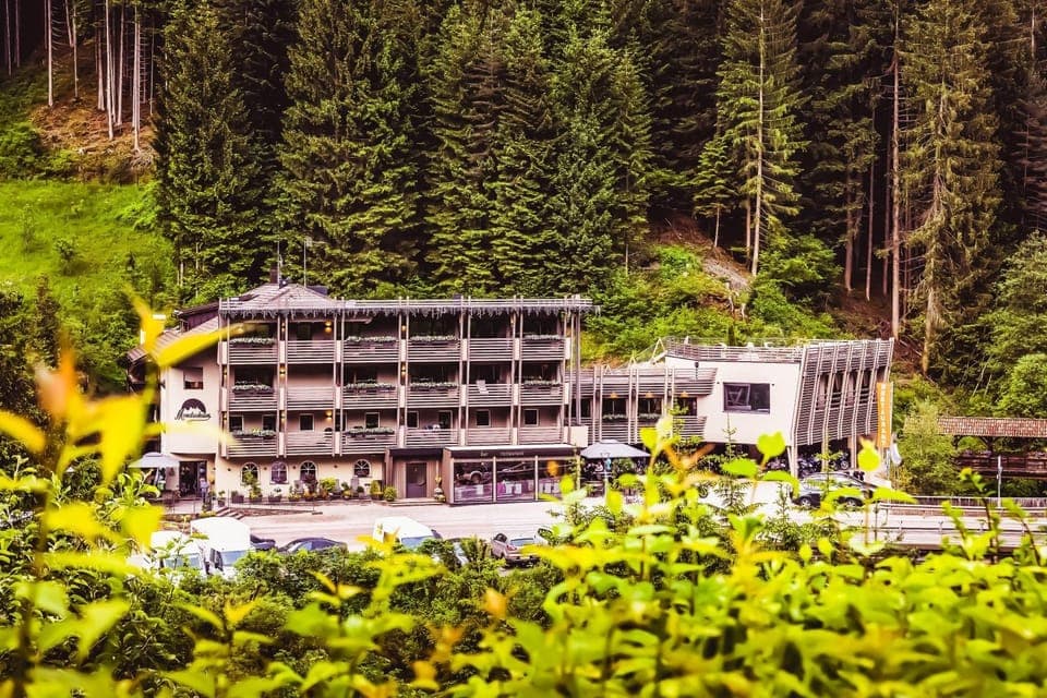 Property building, Parking