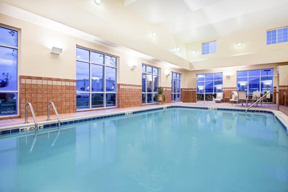 Swimming pool, Swimming pool