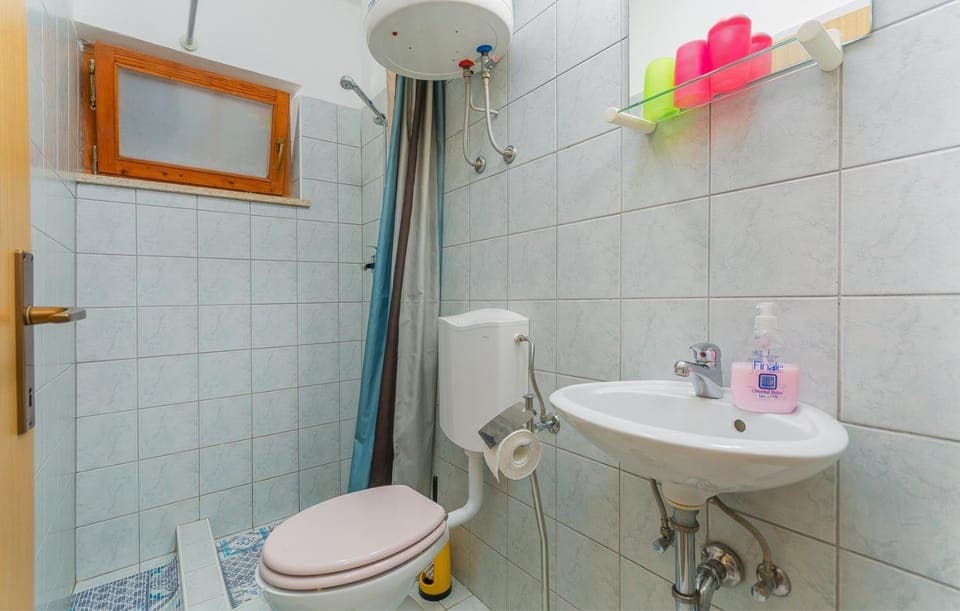 Toilet, Bathroom