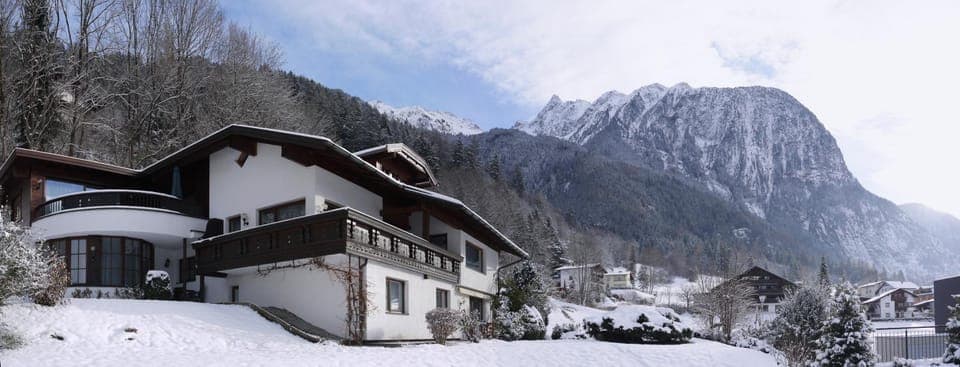 Property building, Winter