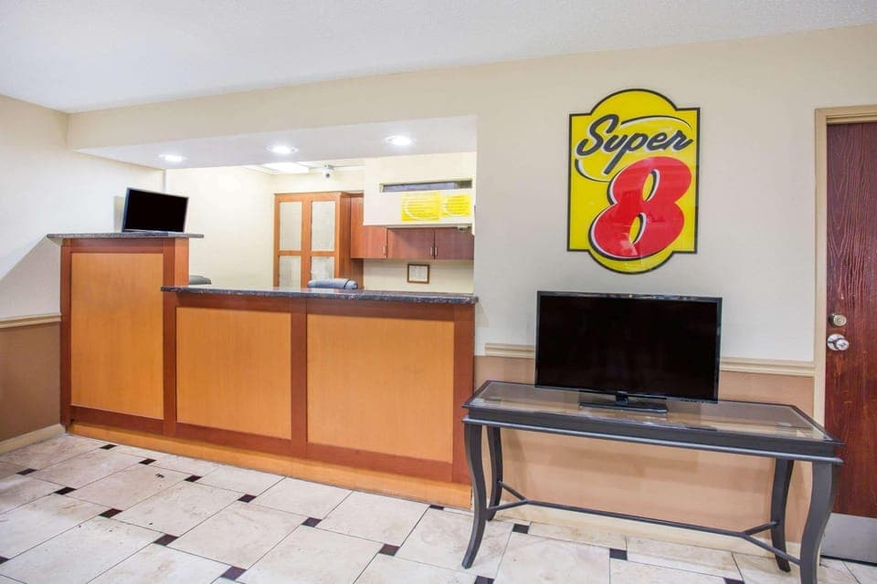 Lobby or reception, On site