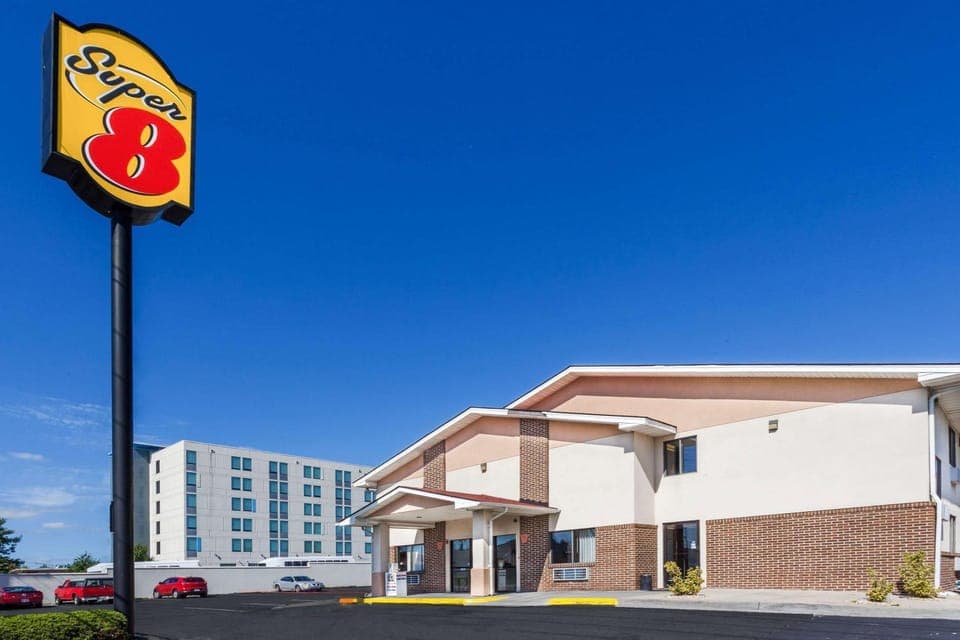 Property building, On site