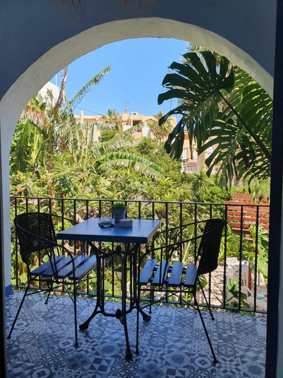 Shower, Patio, Restaurant/places to eat, Bed, Garden, TV and multimedia, Balcony/Terrace, Food and drinks, Dining area, Beach, Garden view, Breakfast, Parking, hair dryier, microwave, minibar, wardrobe, air conditioner