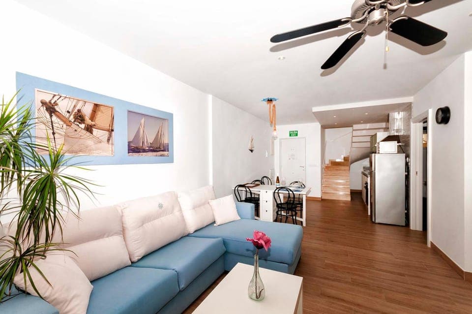 Living room, Dining area, kitchen