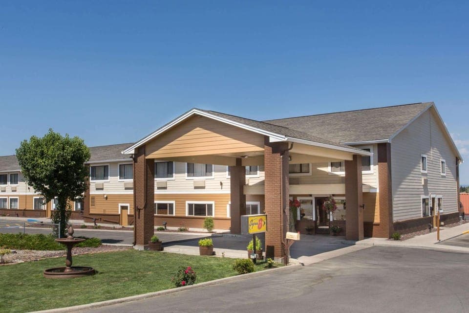 Property building, On site