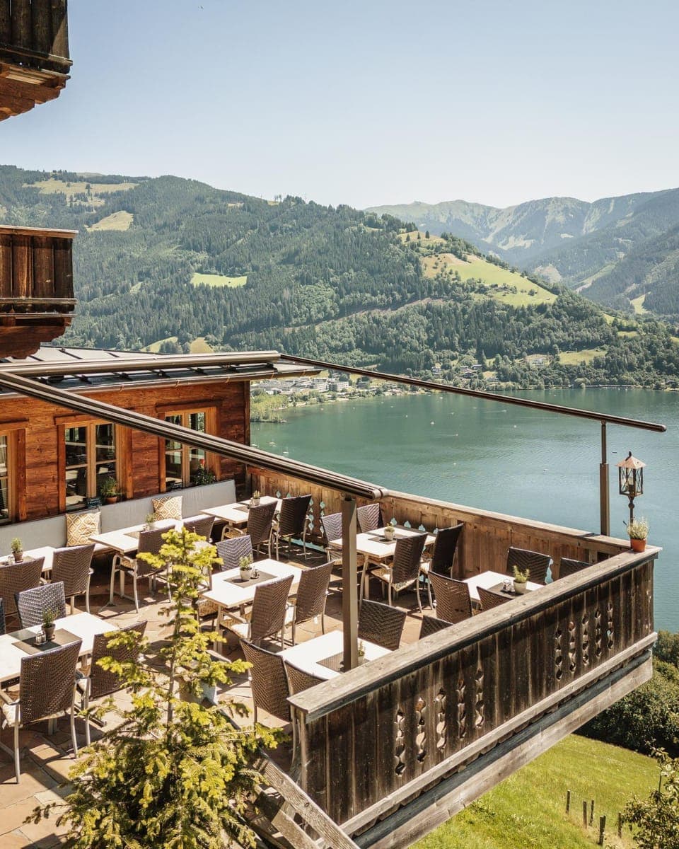 Property building, Balcony/Terrace