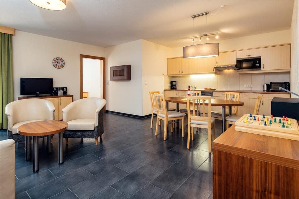 Kitchen or kitchenette, Living room, Dining area