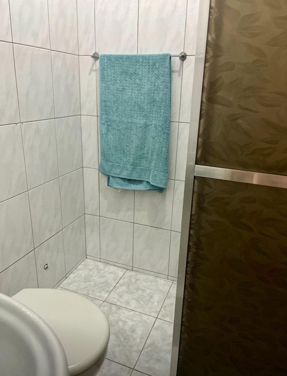 Toilet, Bathroom, towels