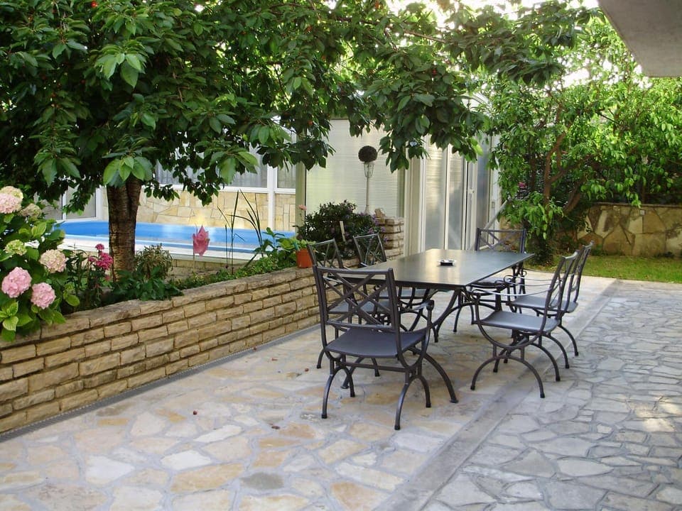 Swimming pool, Swimming pool